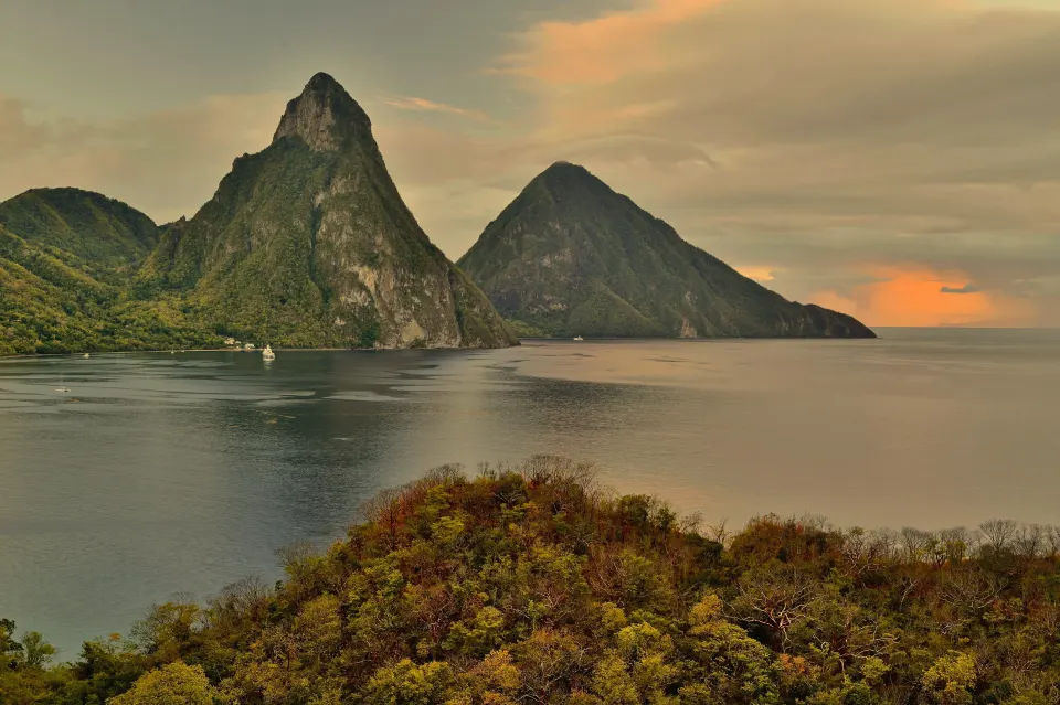St. Lucia Vatandaşlığı program görseli